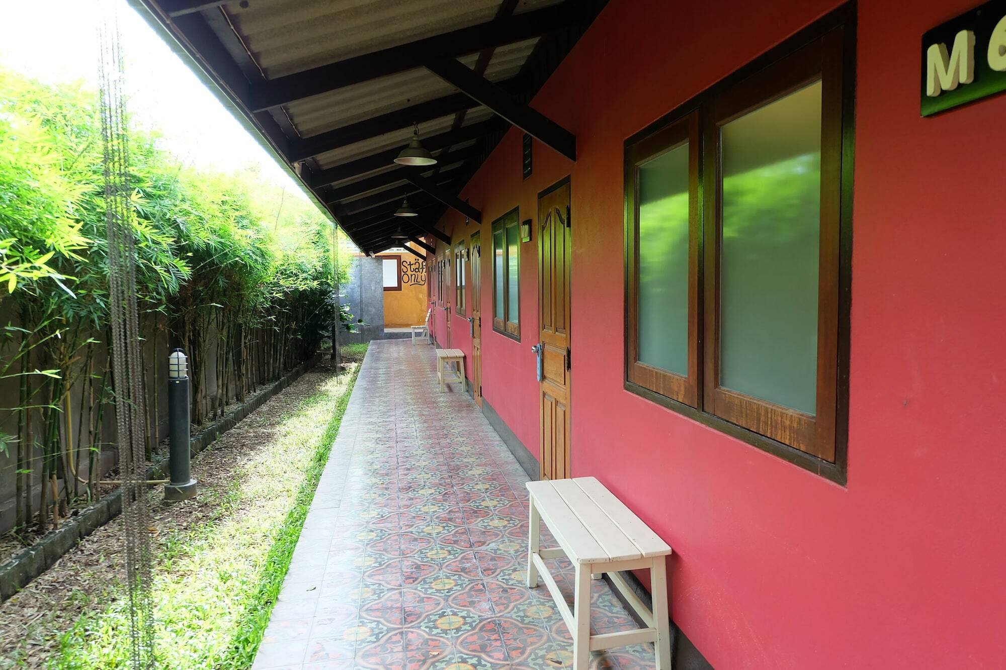 Baan Ma Feung Guesthouse Kanchanaburi Exterior photo